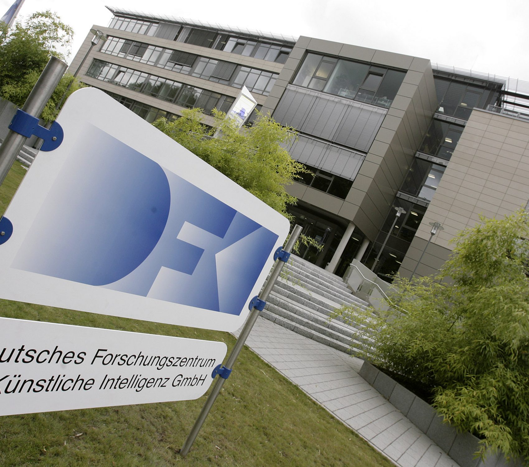 Kaiserslautern, Trippstadter Stra§e, DFKI, Gebude Aussenansicht, Schild.
23.09.2008
dcs
Foto: Darius Simka / view